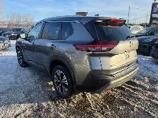 2023 Nissan Rogue SV AWD - Photo 4