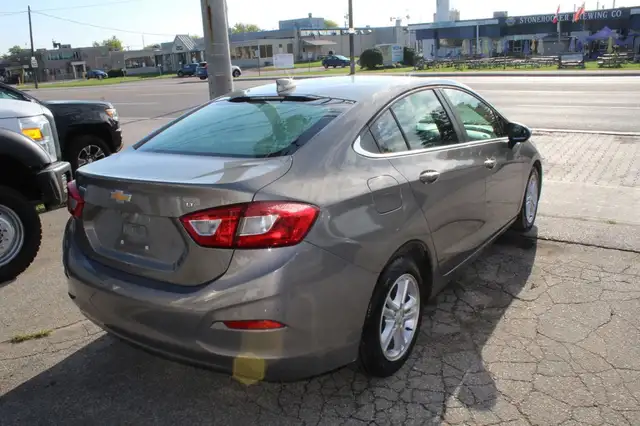 2018 Chevrolet Cruze LT - Photo 8