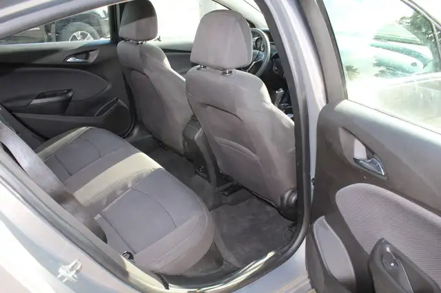 2018 Chevrolet Cruze LT - Photo 9