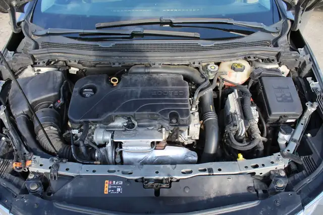 2018 Chevrolet Cruze LT - Photo 24