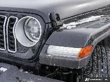 2026 Jeep Wrangler 4-Door SAHARA | 4X4 | TOW | NAVI | RMT STRT | - Photo 7