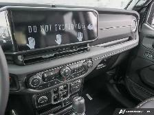 2026 Jeep Wrangler 4-Door SAHARA | 4X4 | TOW | NAVI | RMT STRT | - Photo 18