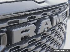 2026 RAM 1500 Black Express - Photo 8