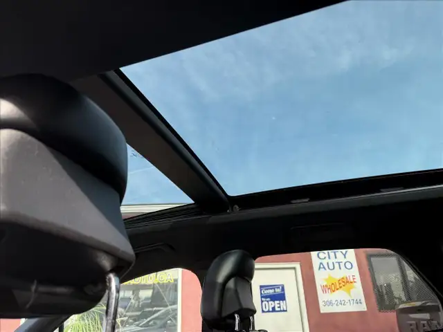 2017 Lincoln MKC 2.3T AWD - Photo 9