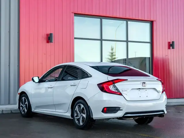 2020 Honda Civic Sedan LX - Sask Unit | Clean Carfax | Manual - Photo 8
