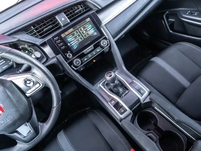 2020 Honda Civic Sedan LX - Sask Unit | Clean Carfax | Manual - Photo 16