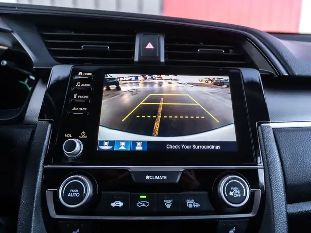 2020 Honda Civic Sedan LX - Sask Unit | Clean Carfax | Manual - Photo 18