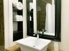 Fully Furnished One Bedroom Apartment - Photo 9