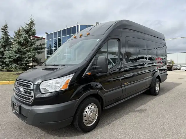2018 Ford Transit Passenger Wagon T350HD XLT 15 Passenger