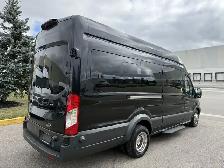 2018 Ford Transit Passenger Wagon T350HD XLT 15 Passenger - Photo 2