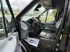 2018 Ford Transit Passenger Wagon T350HD XLT 15 Passenger - Photo 21