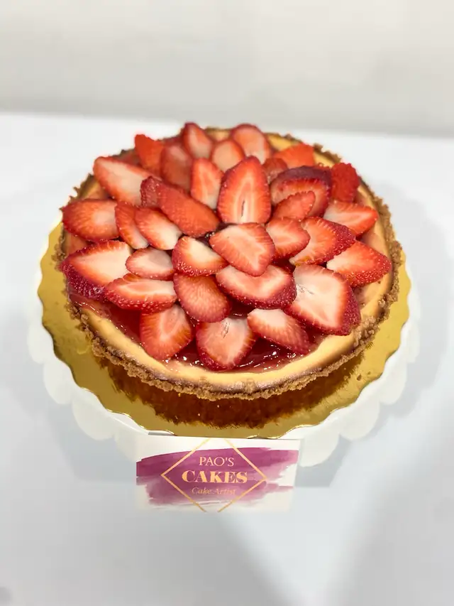 bakery strawberry cheesecake 9 in 10 servings