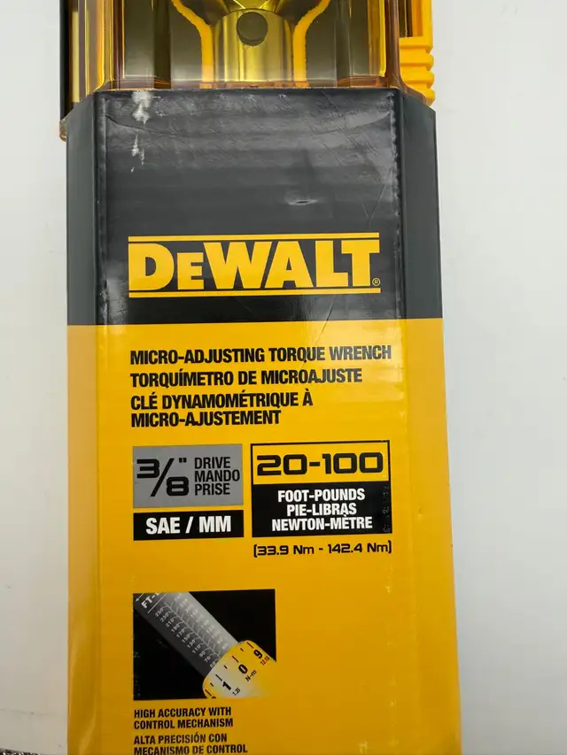 DeWalt DWMT75463 3/8' Drive Torque Wrench 20-100 ft-lb - $99 - Photo 5
