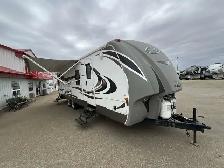 2013 KEYSTONE COUGAR 30RLS, COUPLES UNIT, DUAL ENTRY