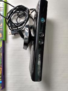XBOX 360 BUNDLE W/ 2 CONTROLLERS (CORDS) 6 GAMES & KINECT CAMERA - Photo 9