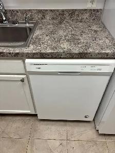 Free Furniture & Electronics – Pickup Only - Photo 7