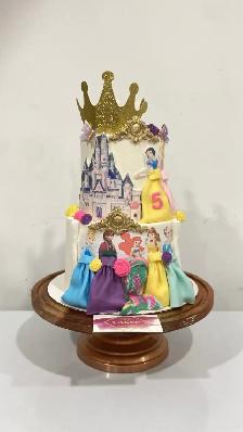 Princess cakes, Disney Princess Cake - Photo 4