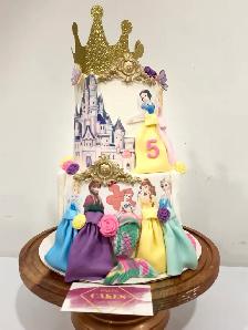 Princess cakes, Disney Princess Cake - Photo 5
