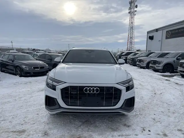 2021 Audi Q8 Progressiv S-line Quattro, AWD // FULLY EQUIPPED - Photo 2
