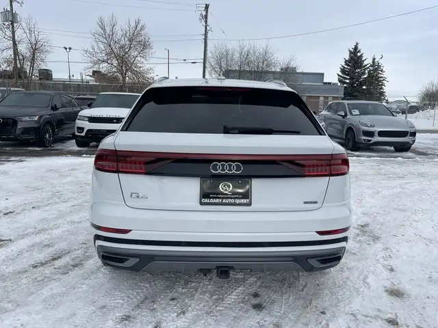 2021 Audi Q8 Progressiv S-line Quattro, AWD // FULLY EQUIPPED - Photo 6