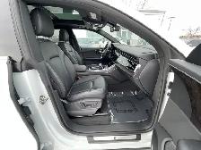 2021 Audi Q8 Progressiv S-line Quattro, AWD // FULLY EQUIPPED - Photo 9