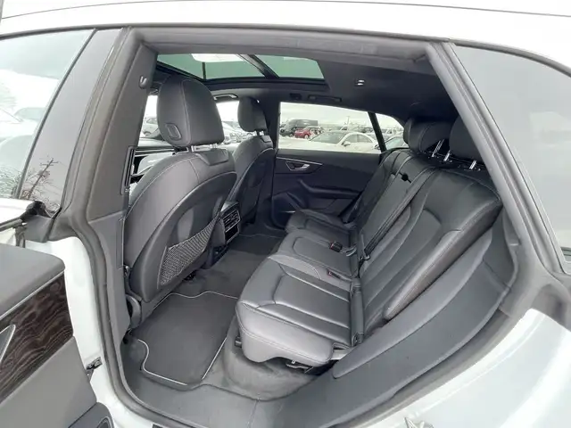 2021 Audi Q8 Progressiv S-line Quattro, AWD // FULLY EQUIPPED - Photo 13