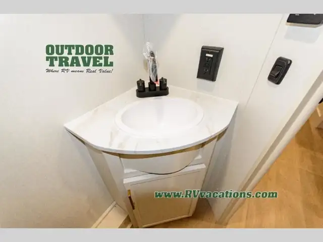 2026 Grand Design Transcend Xplor 24BHX - Photo 19