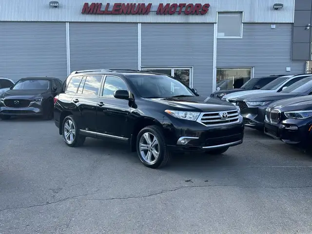 2012 Toyota Highlander SPORT 4WD/BACK UP-CAM/SUNROOF/LEATHER/7-P - Photo 9