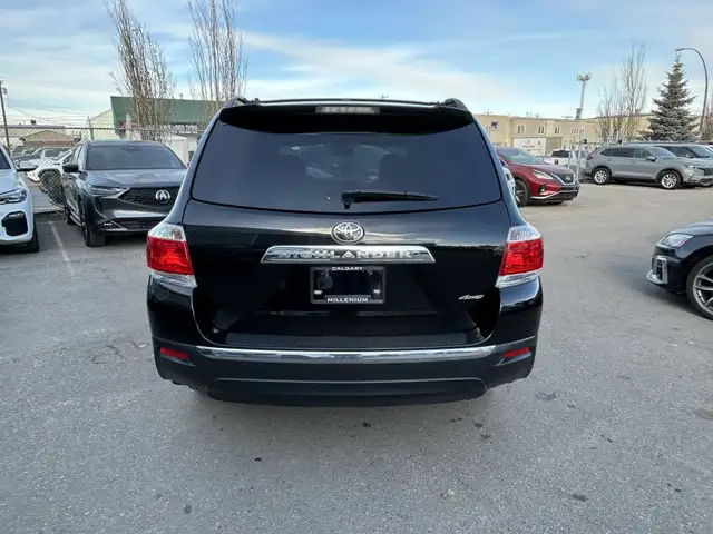 2012 Toyota Highlander SPORT 4WD/BACK UP-CAM/SUNROOF/LEATHER/7-P - Photo 20