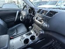 2012 Toyota Highlander SPORT 4WD/BACK UP-CAM/SUNROOF/LEATHER/7-P - Photo 48