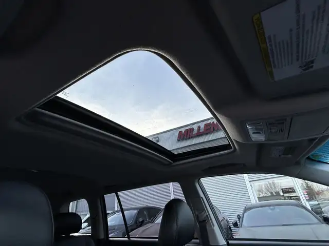 2012 Toyota Highlander SPORT 4WD/BACK UP-CAM/SUNROOF/LEATHER/7-P - Photo 49