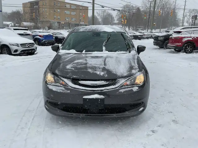 2023 Chrysler Grand Caravan SXT - Photo 8