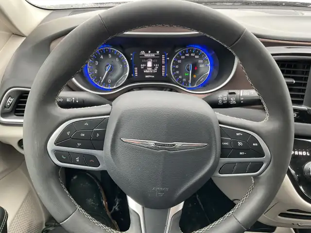 2023 Chrysler Grand Caravan SXT - Photo 15
