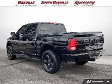 2023 Ram 1500 Classic EXPRESS NIGHT CREW | HEATED SEATS | REMOTE - Photo 4