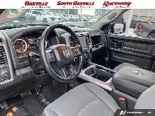 2023 Ram 1500 Classic EXPRESS NIGHT CREW | HEATED SEATS | REMOTE - Photo 13