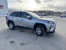 2025 Toyota RAV4 LE APPLE ANDRIOD CARPLAY / HEATED SEATS / SIRIU - Photo 7