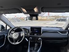 2025 Toyota RAV4 LE APPLE ANDRIOD CARPLAY / HEATED SEATS / SIRIU - Photo 10