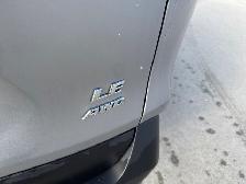 2025 Toyota RAV4 LE APPLE ANDRIOD CARPLAY / HEATED SEATS / SIRIU - Photo 19