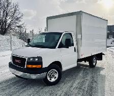 2013 GMC Savana 3500 Roue Simple Boîte de 12 Pieds