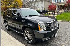 LUXURY CADILLAC ESCALADE SUV 2012 LEATHER 22' RIMS NAV SAFETIED!