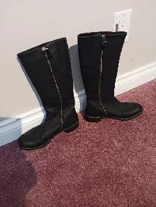 Women's Kodiak Waterproof Boots $20 Size 6.5
