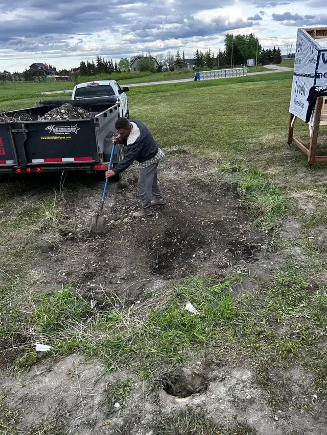 $10 JUNK REMOVAL , FULL LOAD ONLY $222 - Photo 9