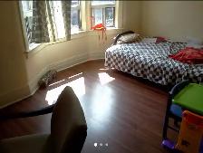 Private Large Room for Rent