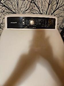 Secheuse presque neuve fonctionne tres bien