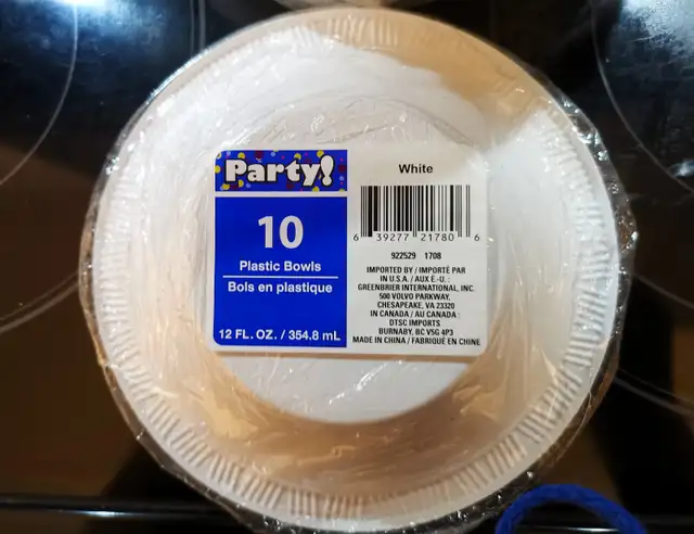 10 Brand New 10pcs Disposable Plastic Party Bowls