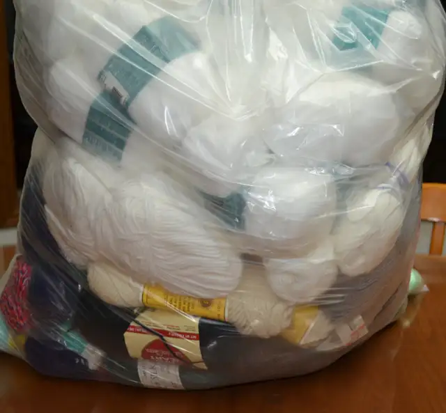 Yarn - Acrylic - Photo 3