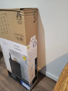 MOVING SALE!! DRESSER FOR SALE - 70CAD - Photo 3