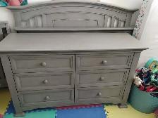 Oxford Baby Kendra Dresser and Crib