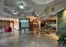 Condo 2 ch 1189pi² 16e étage Garage Piscine St-Laurent - Photo 3