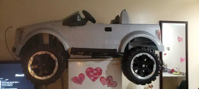 children's powerwheels Ford truck